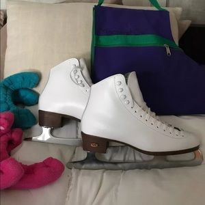 Riedell White Figure Skates - sz 8 ice skates